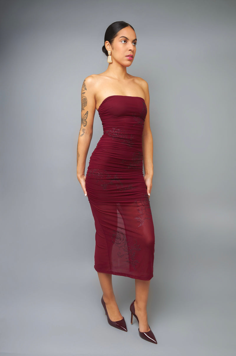 Sleek Burgundy Hotfix Ruched Strapless Midi Dress