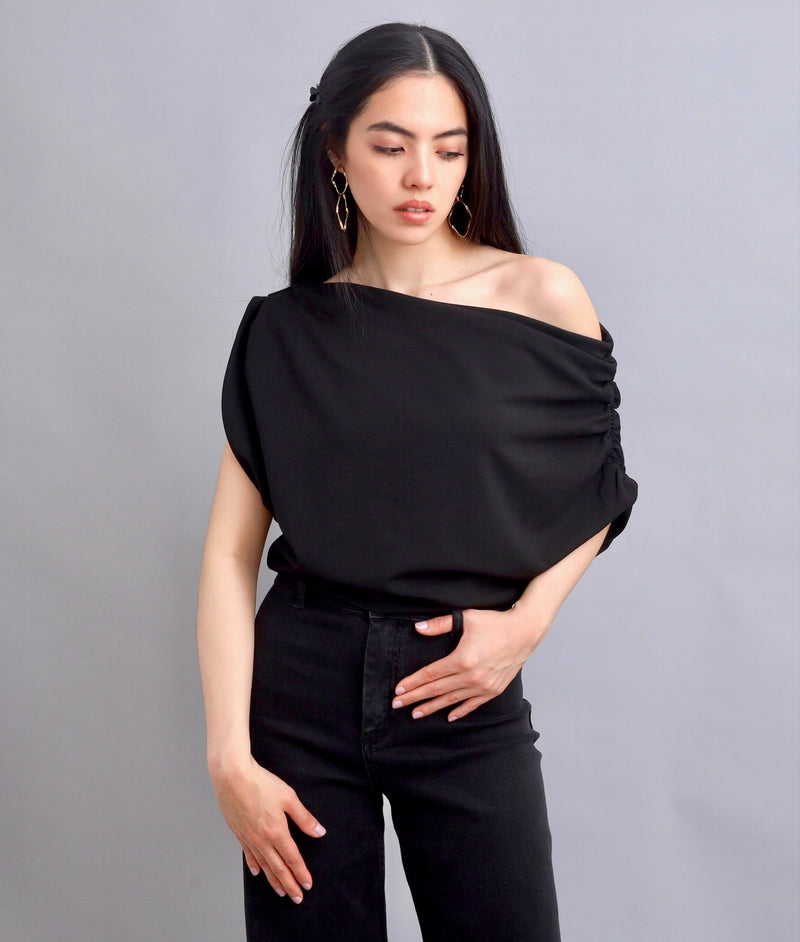 Casual Sensations Black Sleeveless Off The Shoulder Blousy Top