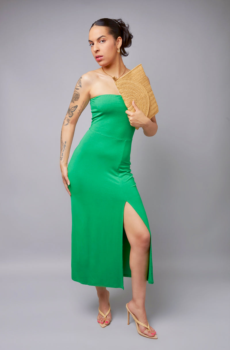 Impeccable Style Green Jersey Knit Strapless Midi Dress