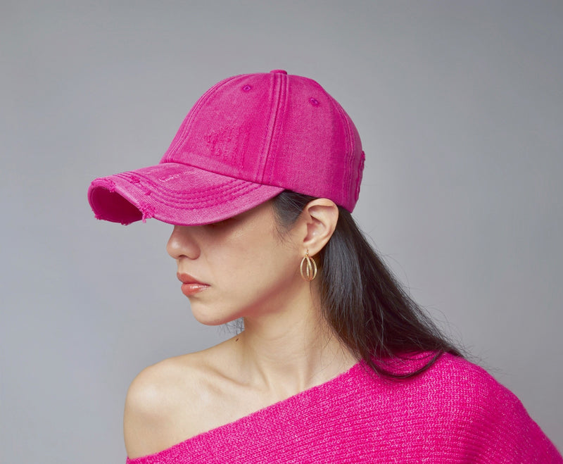 It Girl Magenta distressed Women's Baseball Cap