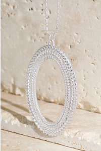 CONTEMPORARY OPEN OVAL NECKLACE