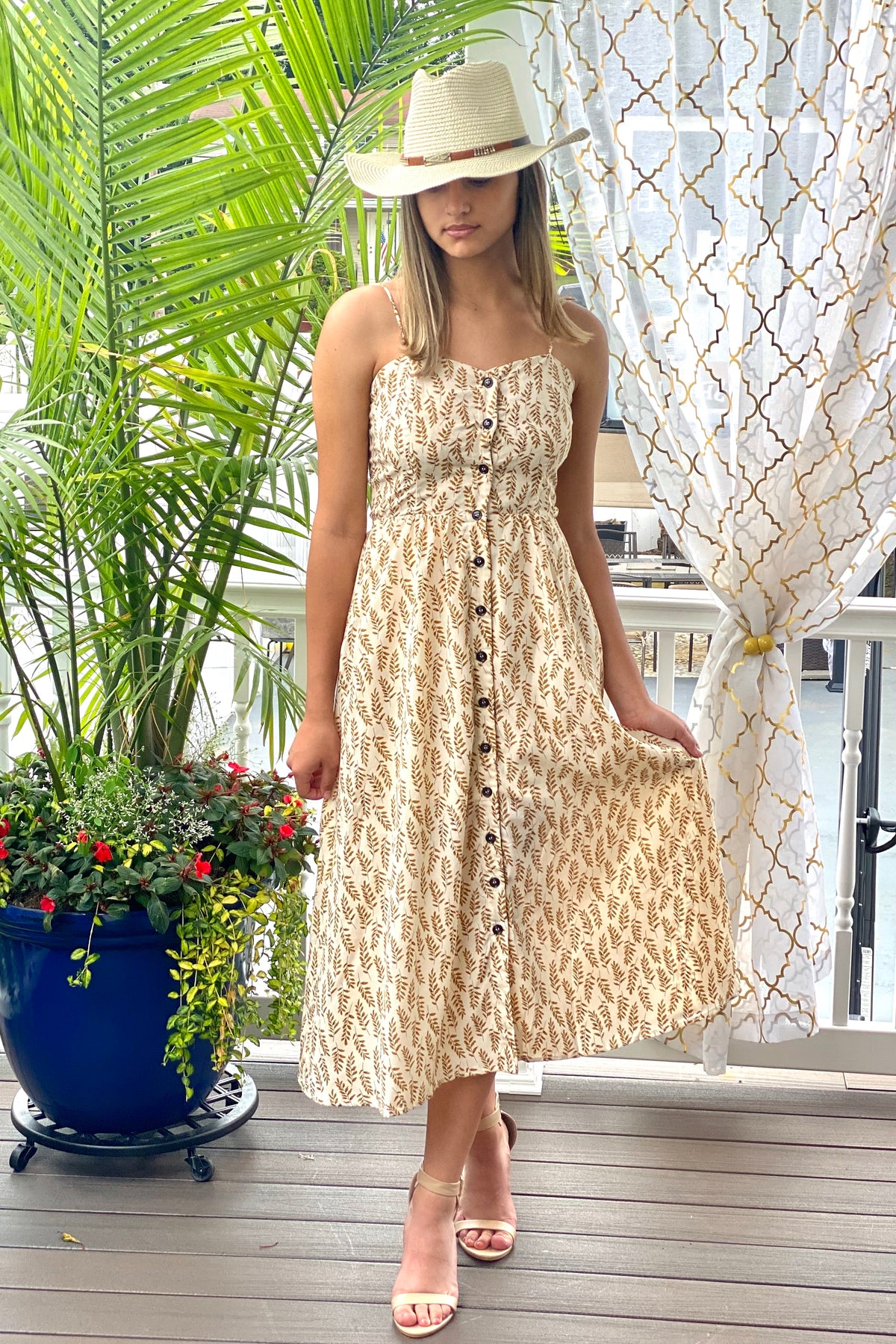 FLORAL SMOCKED MIDI DRESS