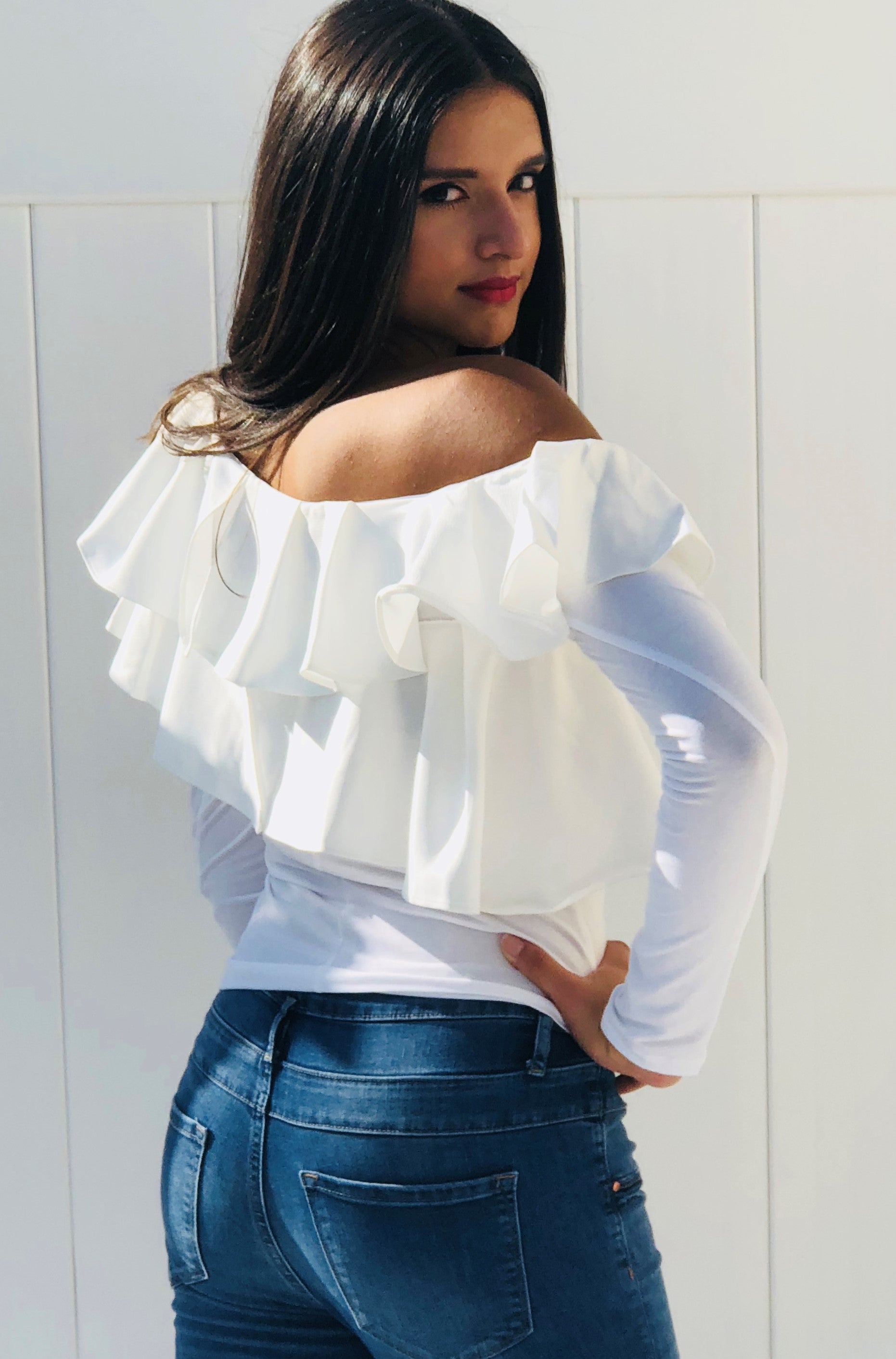 The Cutest One Shouldered, Ruffled Top On Sale For $38 + These Amazing  AGOLDE Jean Dupes