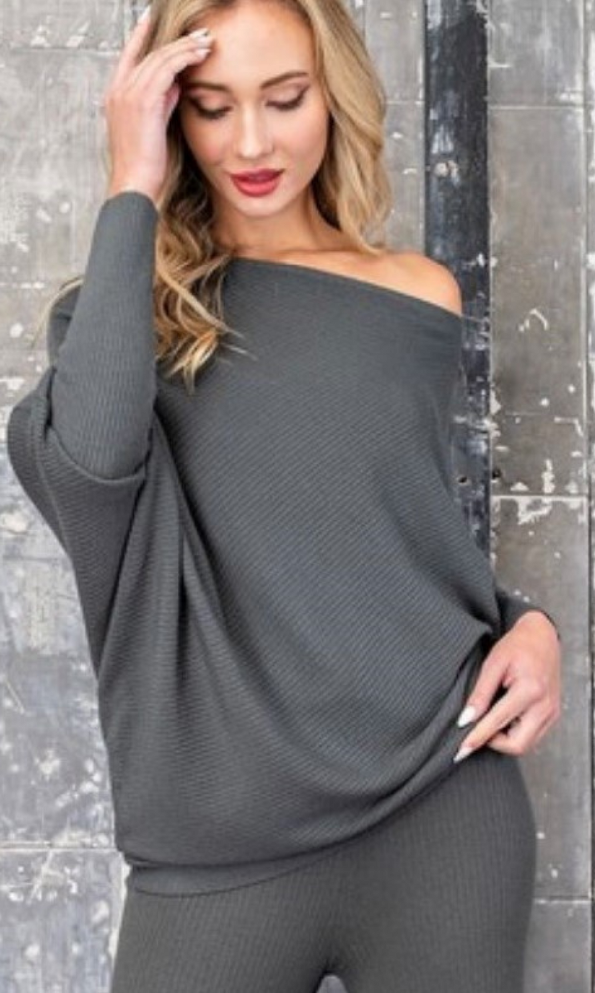 SOFI OFF-THE-SHOULDER KNIT SWEATER